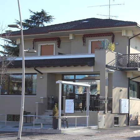 Hotel Margherita Meuble Sirmione Luaran gambar