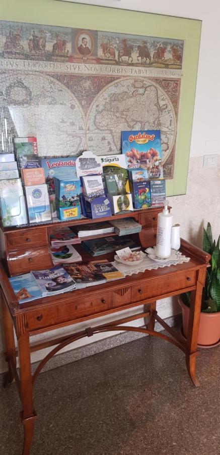 Hotel Margherita Meuble Sirmione Luaran gambar