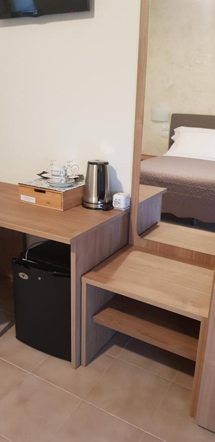 Hotel Margherita Meuble Sirmione Luaran gambar