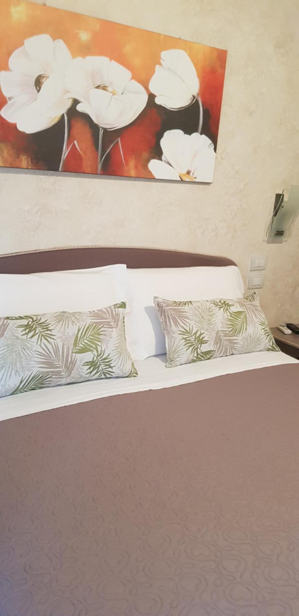 Hotel Margherita Meuble Sirmione Luaran gambar