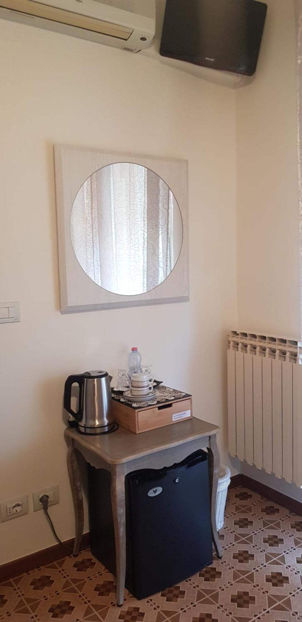 Hotel Margherita Meuble Sirmione Bilik gambar