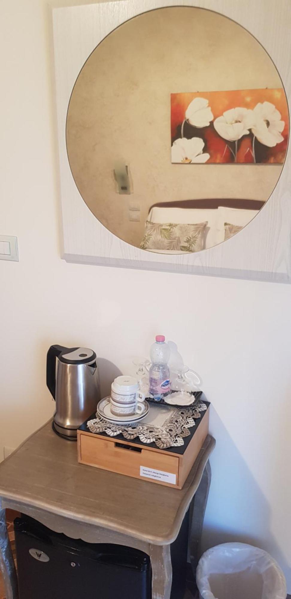 Hotel Margherita Meuble Sirmione Bilik gambar