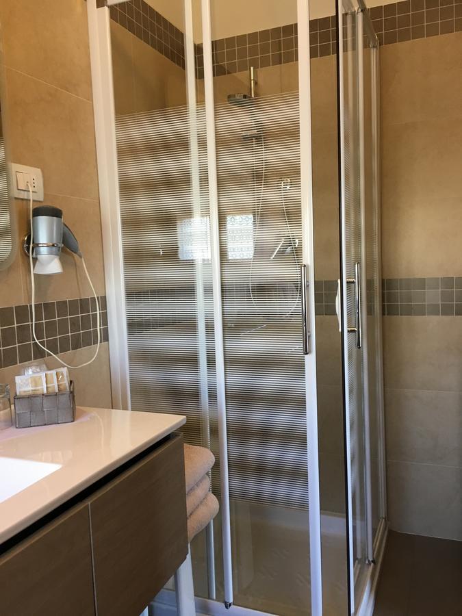 Hotel Margherita Meuble Sirmione Luaran gambar