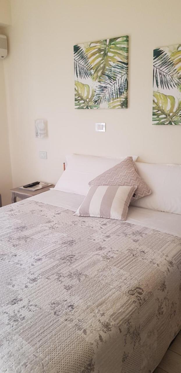 Hotel Margherita Meuble Sirmione Luaran gambar